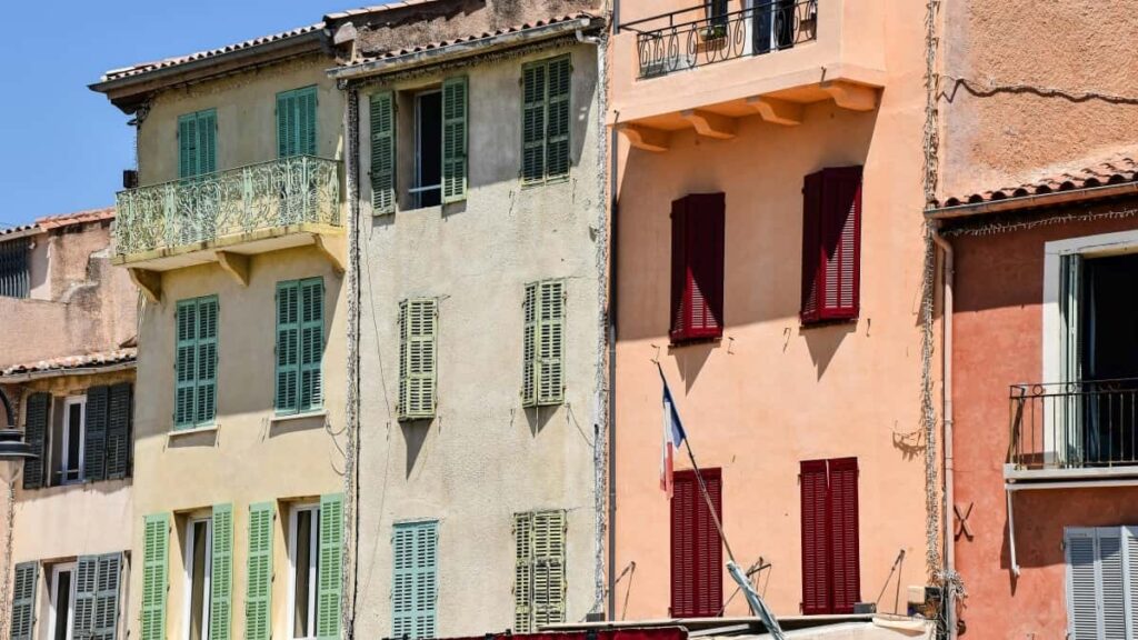 Come i TikTok influencer in Italy collaborano con i brand in India