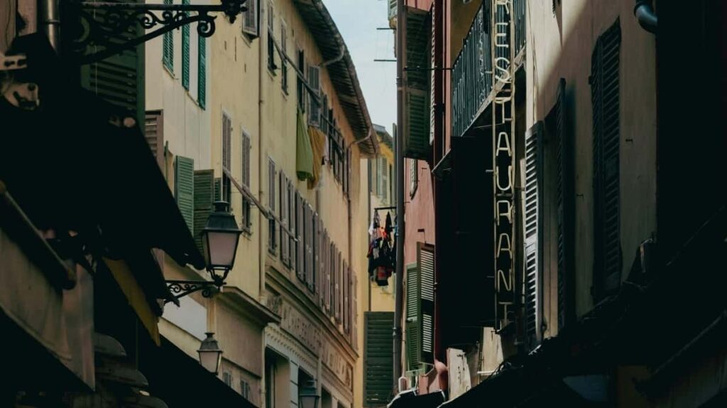 2025 Denmark Instagram Full Category Advertising Rate Table per Italy