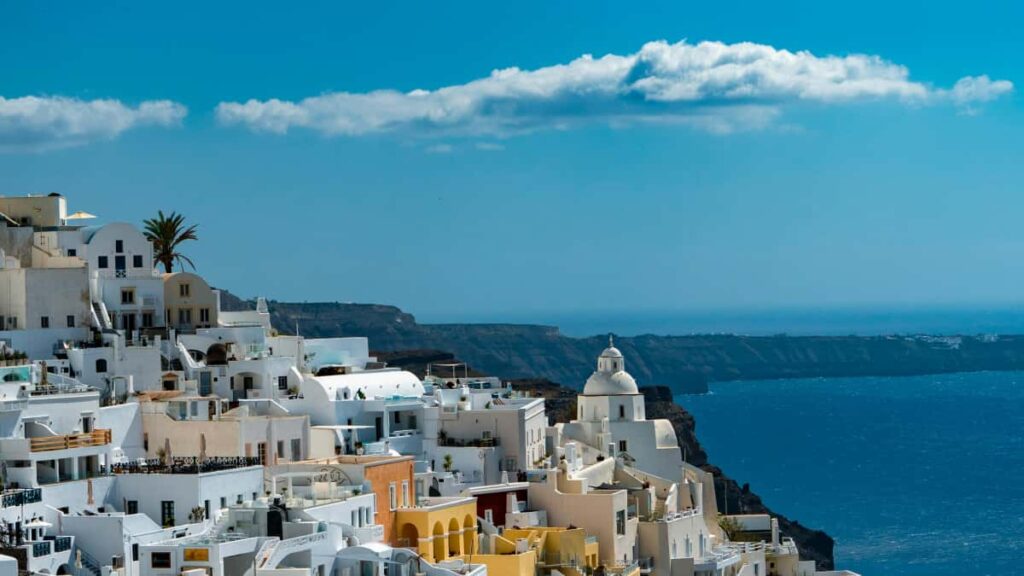 Strategia pratica per trovare e ingaggiare creator su Shopee Iran per guide di citta locali: canali, selezione, KPIs e consigli operativi per inserzionisti italiani.