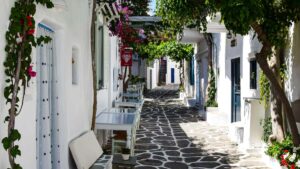 Guida pratica per advertiser italiani: come scovare creator legati a HBO Max in Tanzania e raggiungere fan della musica con contenuti creator-driven.