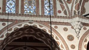 Guida pratica per brand italiani: come individuare e collaborare con creator ShareChat in Qatar per lanciare linee di integratori salutistici.