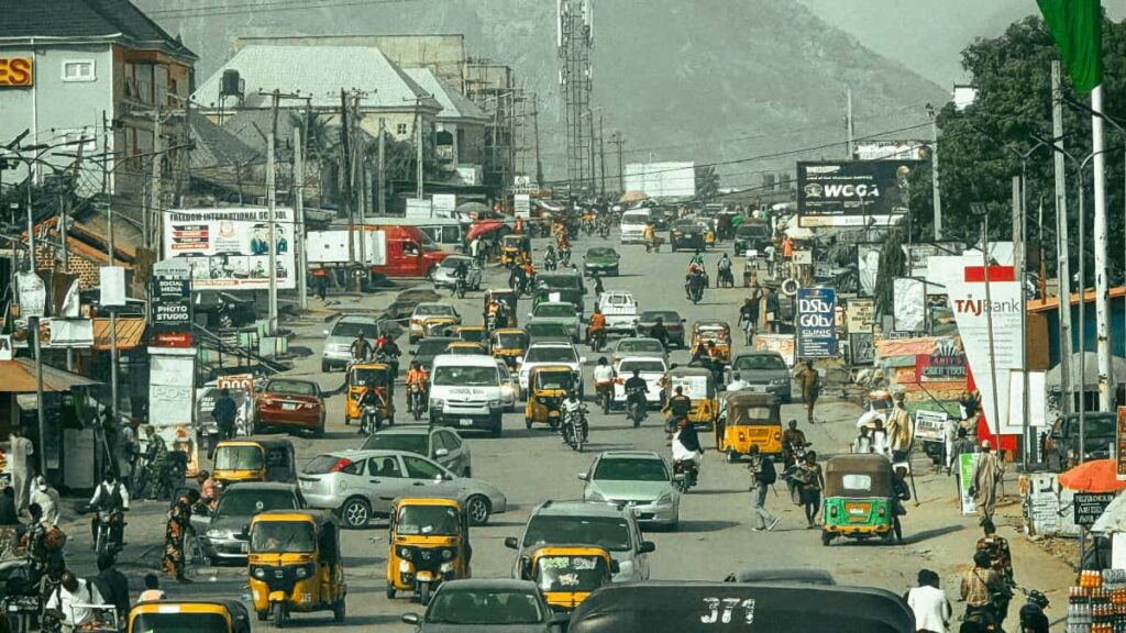 Guida pratica per advertiser italiani: come scovare e valutare creator Facebook venezuelani per raggiungere fan della musica con contenuti creator-driven.